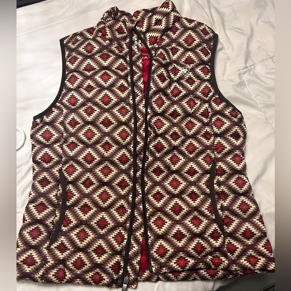 Ariat vest